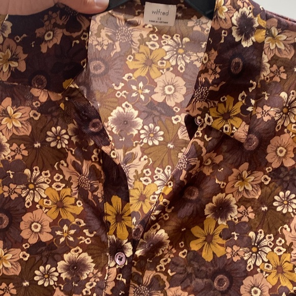 Button down shirt - Picture 3 of 3